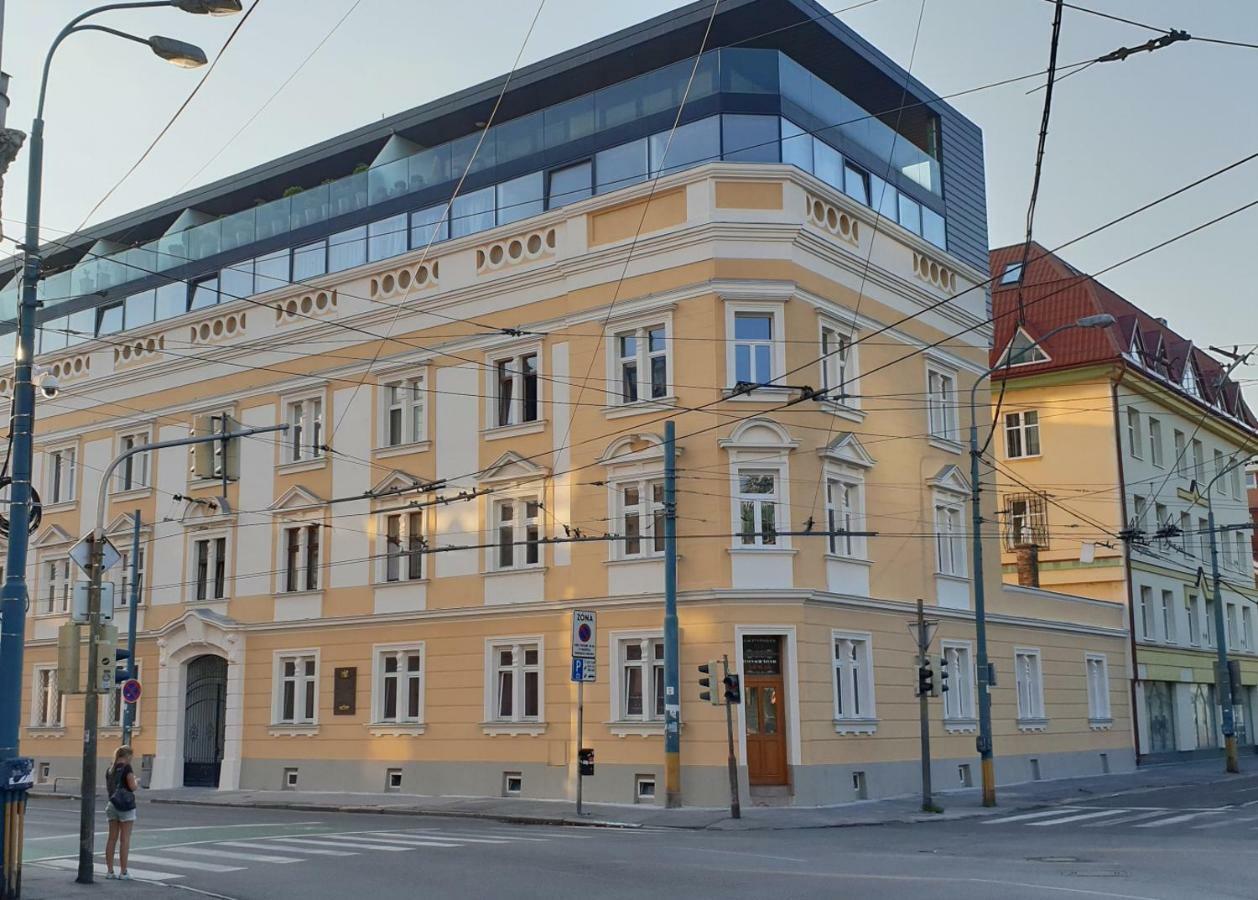 Romantic Central Flat Братислава Екстер'єр фото